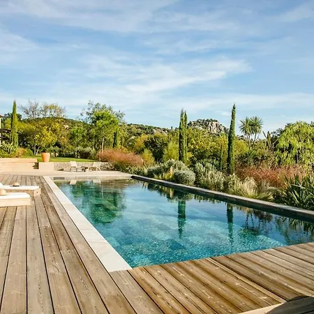 4 Bd In Villa Hyeres