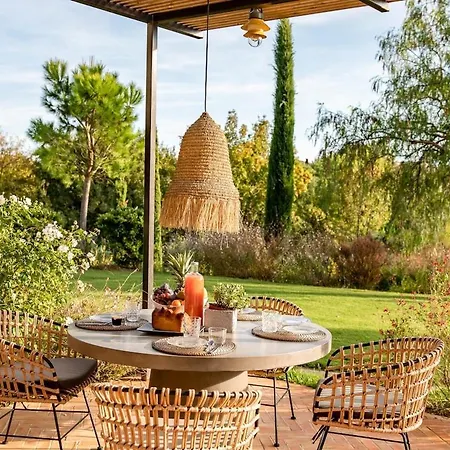 4 Bd In Villa Hyeres